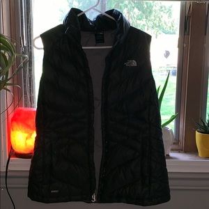 Black puffy North face vest!